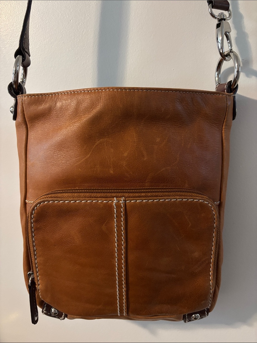 Danier Tan Leather Crossbody Messenger Bag